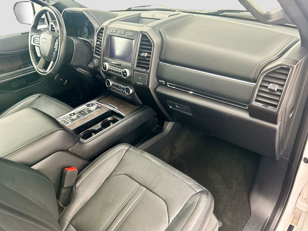 Thumbnail: 2019 Ford Expedition - 16