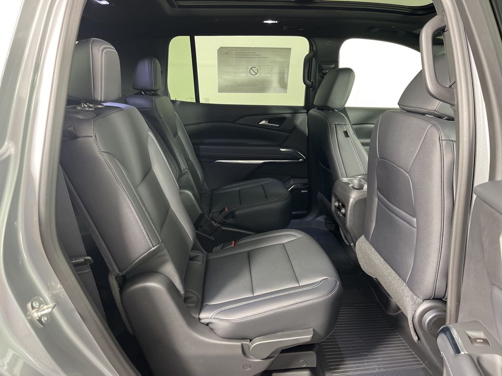 Thumbnail: 2026 Chevrolet Traverse - 13