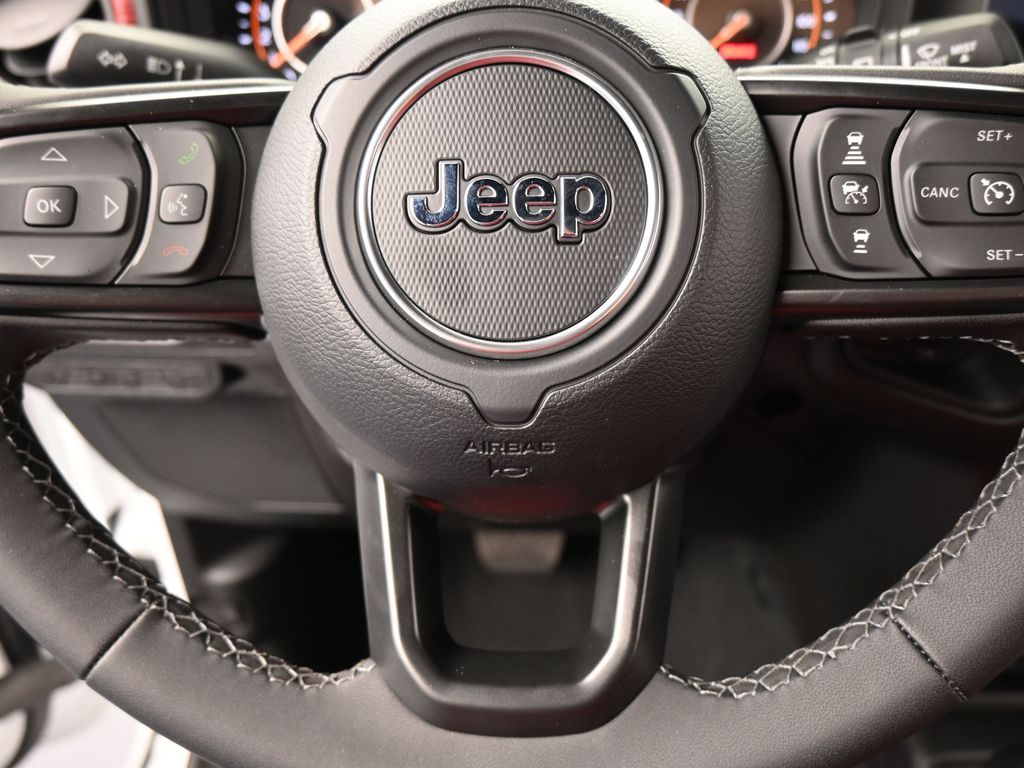 New 2026 Bright White Clearcoat Jeep Sport S image 30