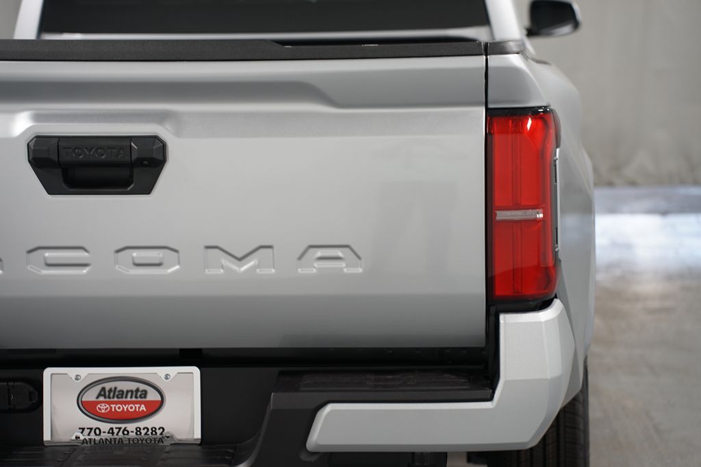 Thumbnail: 2025 Toyota Tacoma - 10