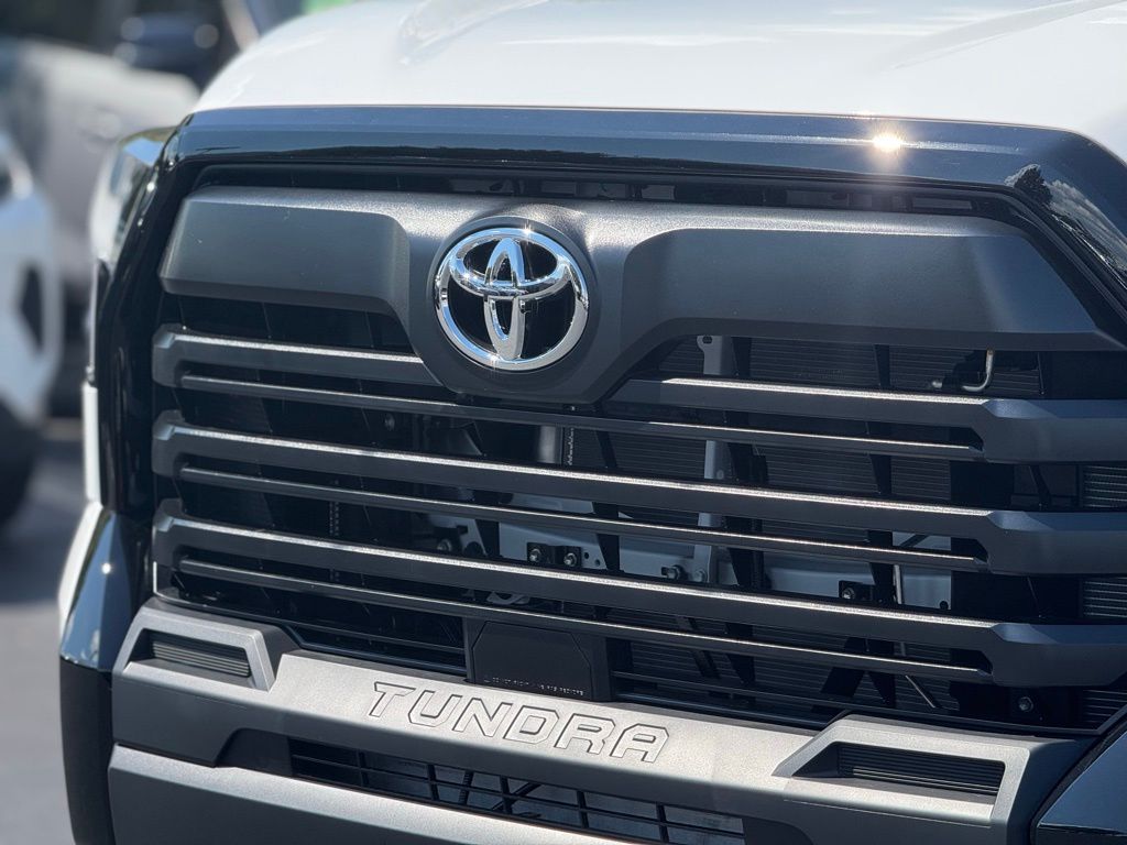 2026 Toyota Tundra SR CrewMax photo 6