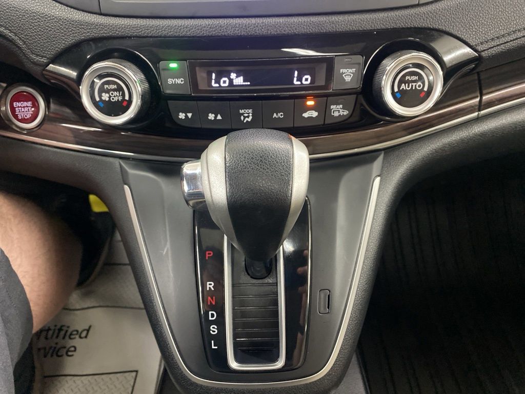 2016 Honda CR-V Touring photo