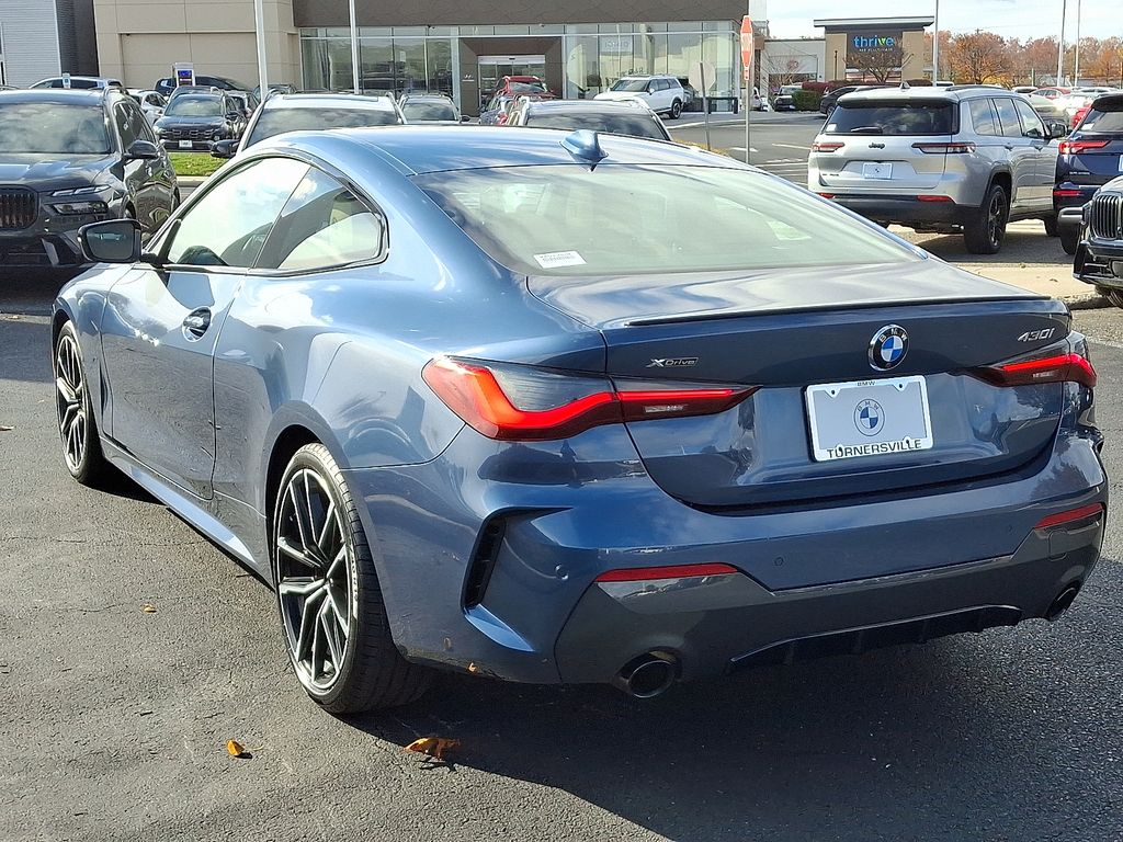 Thumbnail: 2023 BMW 4 Series - 4