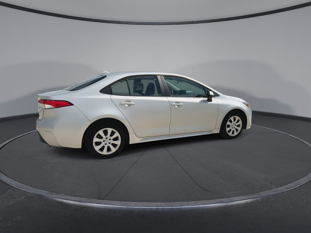 Thumbnail: 2024 Toyota Corolla - 9