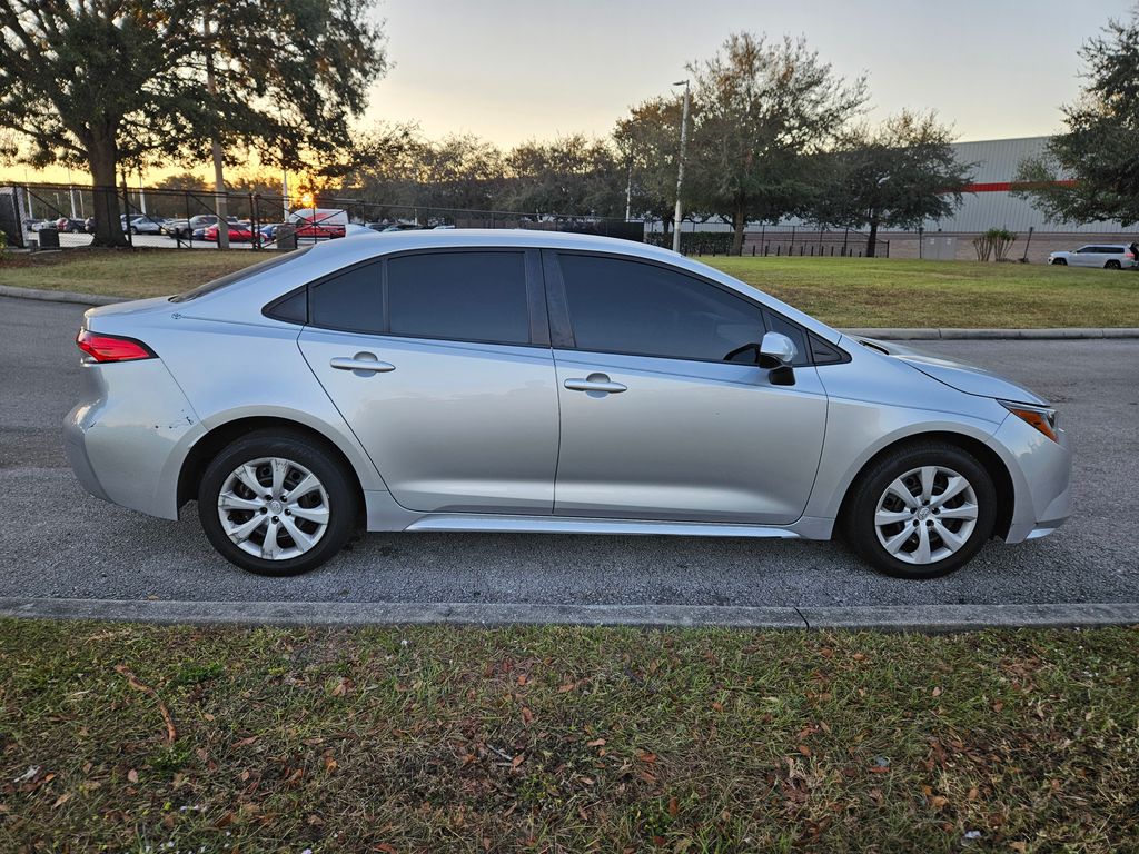 2020 Toyota Corolla LE 6