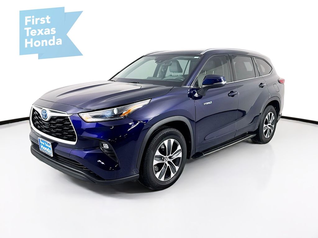 2021 Toyota Highlander Hybrid XLE photo