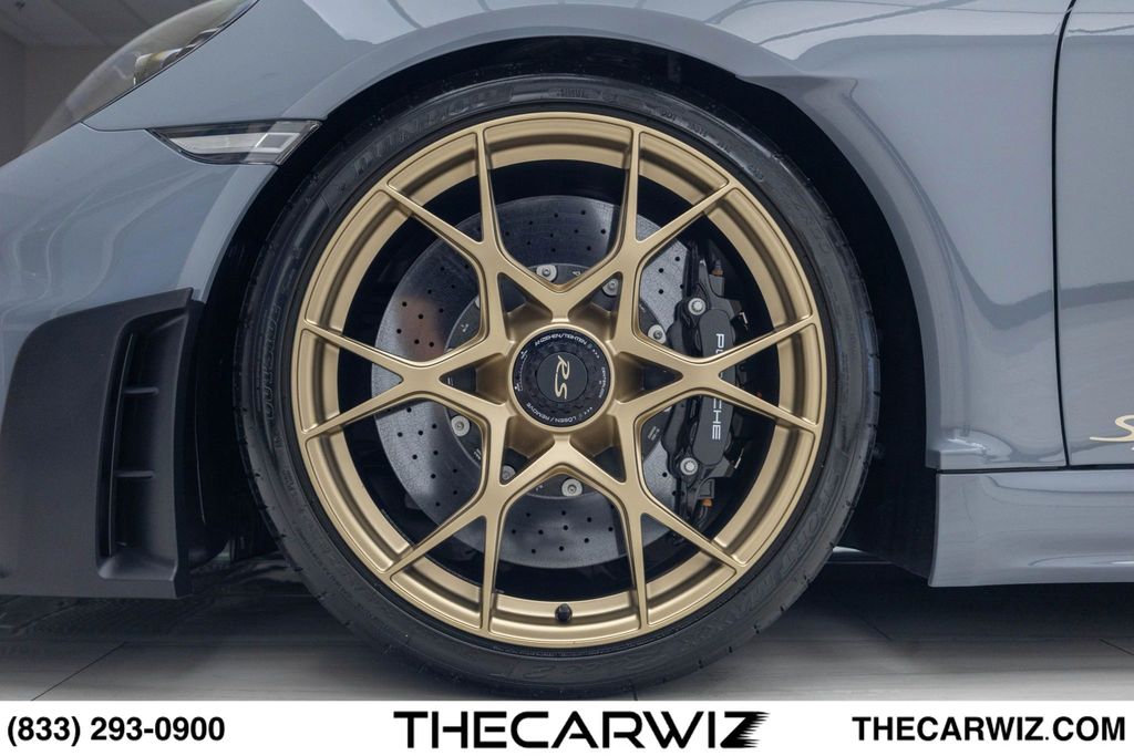 2024 Porsche 718 Spyder RS - Photo 11