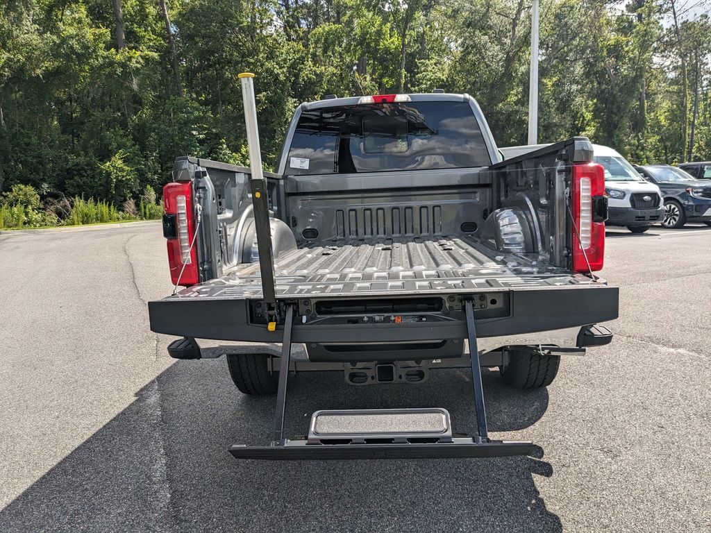 2025 Ford F-250 Super Duty Lariat