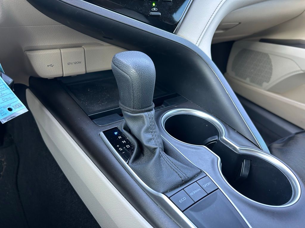 2024 Toyota Camry LE 26