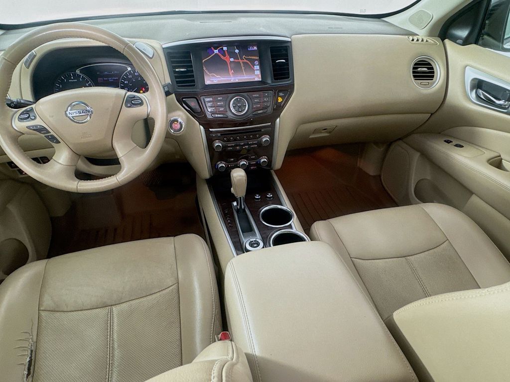 Used Car 2015 Nissan Pathfinder  Platinum For Sale Under $12,000 In Austin, Texas