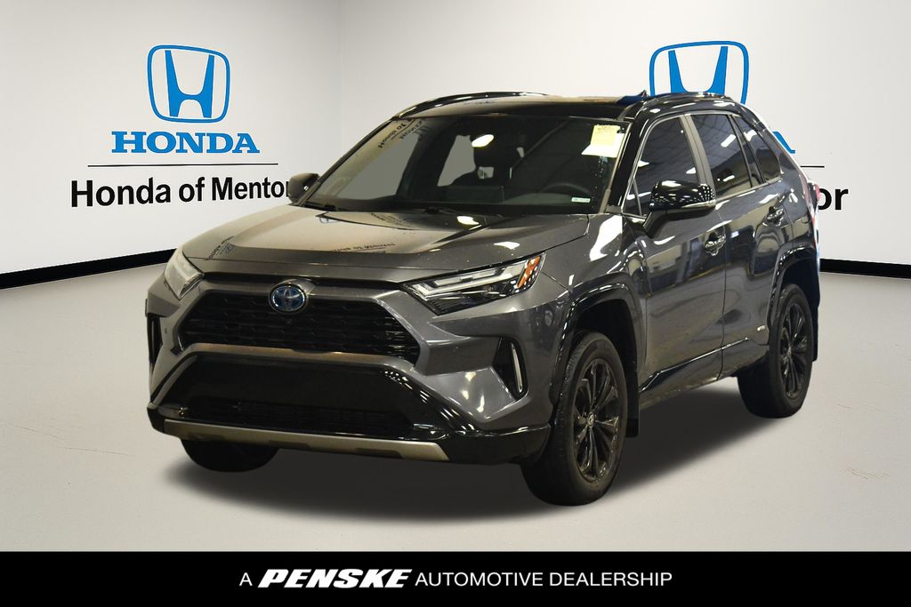 Thumbnail: 2022 Toyota RAV4 - 1