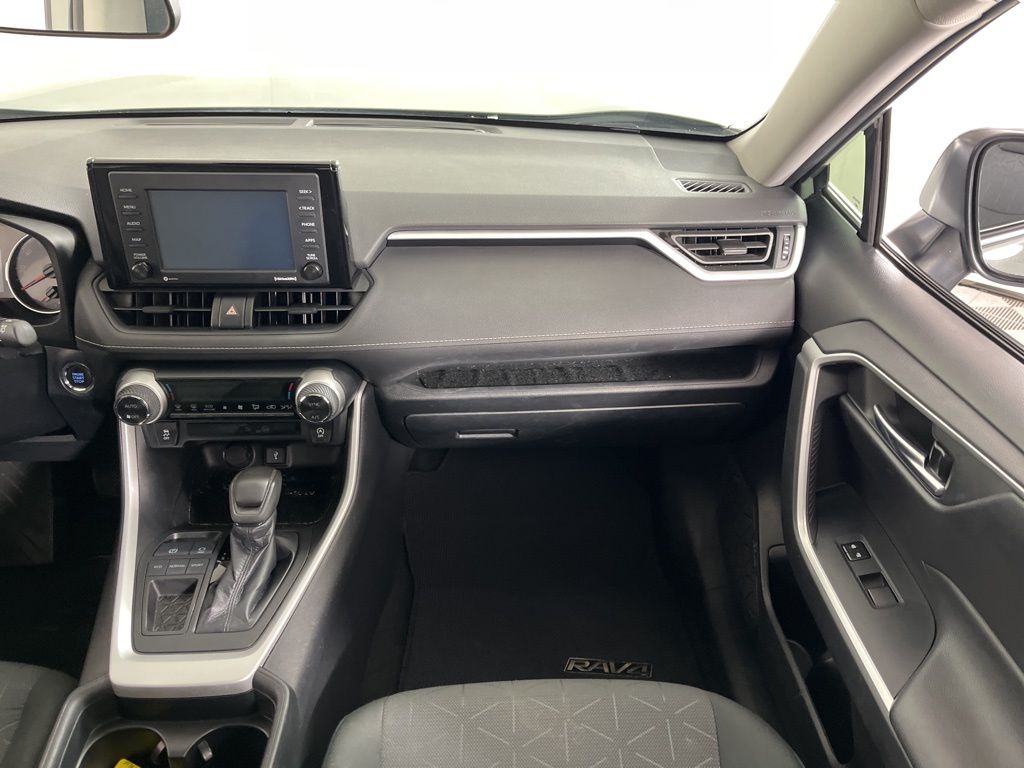 Thumbnail: 2020 Toyota RAV4 - 20