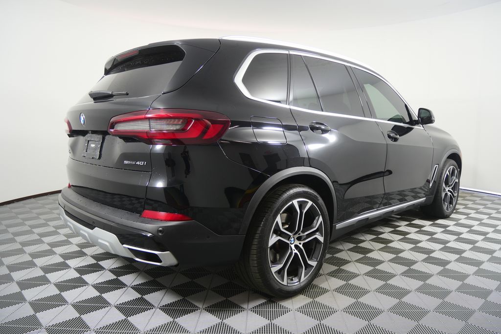 Thumbnail: 2022 BMW X5 - 3