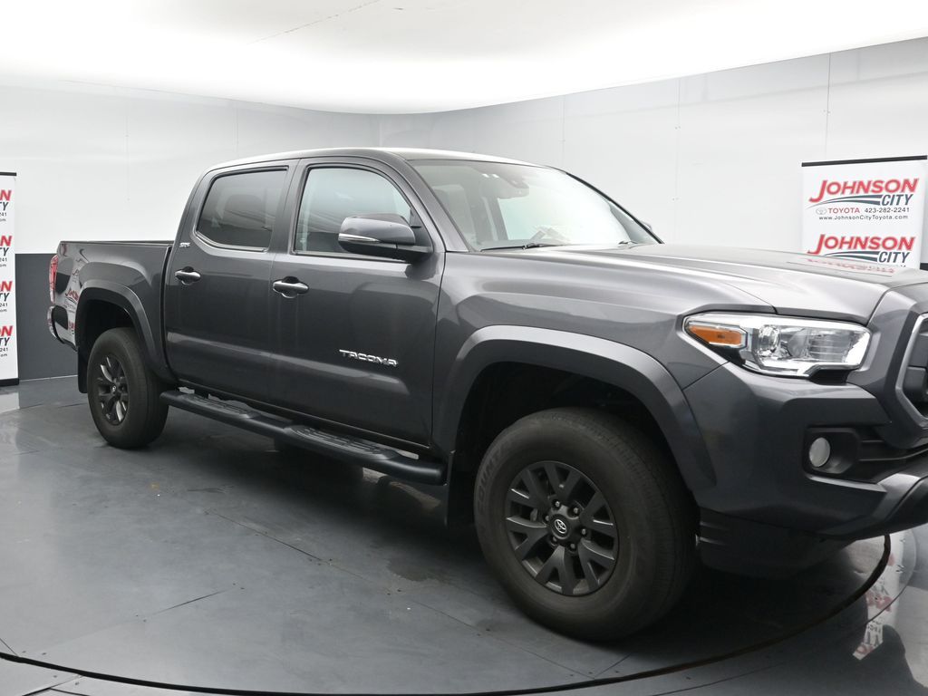 View vehicle photo 2