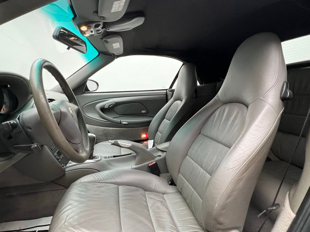 Thumbnail: 2003 Porsche 911 - 5