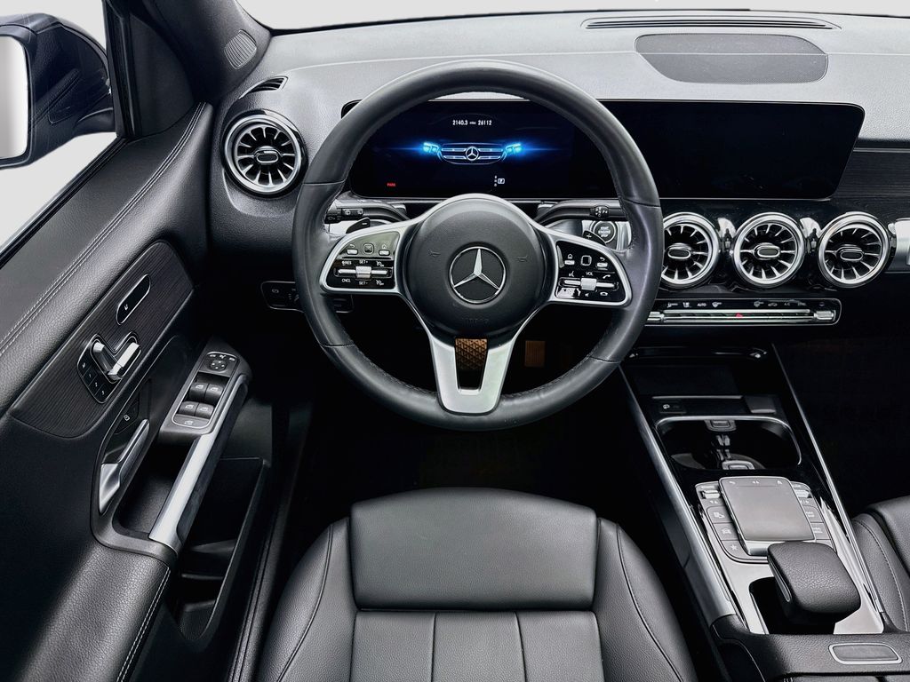 Thumbnail: 2023 Mercedes-Benz GLB - 10