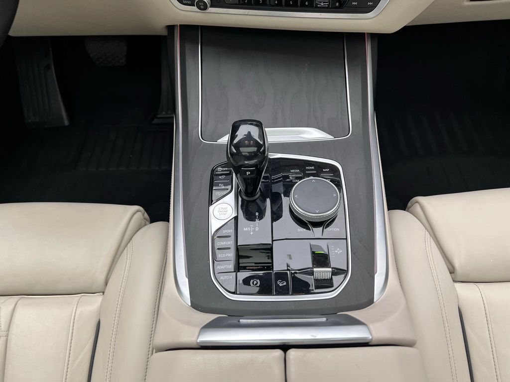 Thumbnail: 2020 BMW X7 - 12