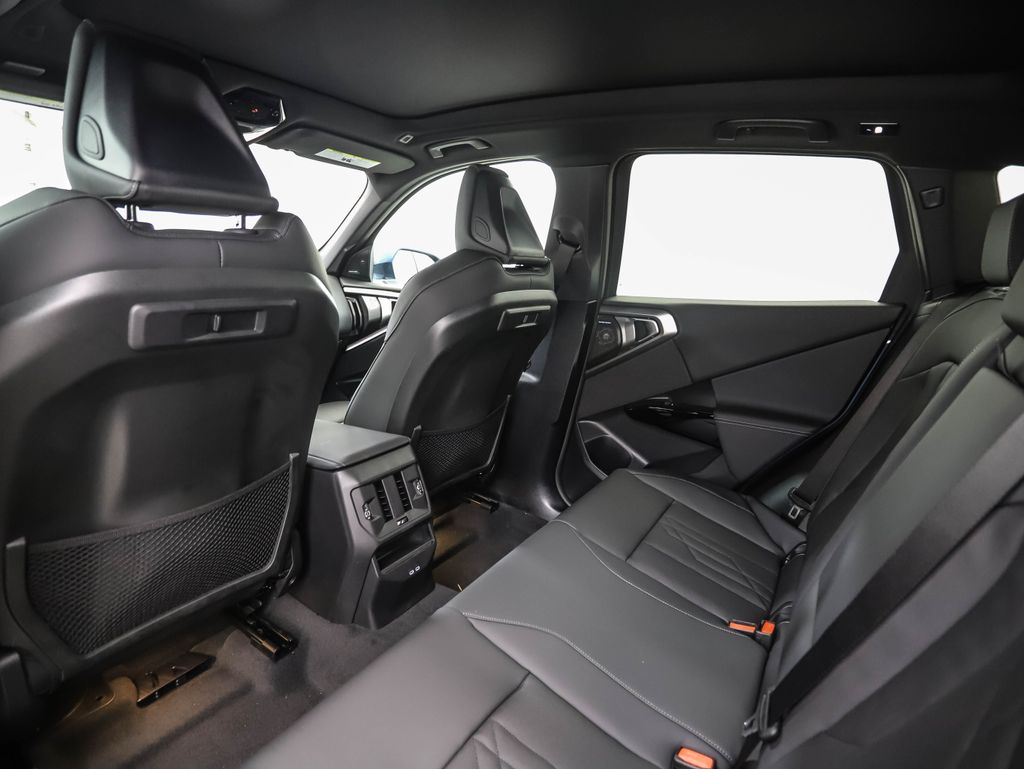 Thumbnail: 2026 BMW X3 - 21