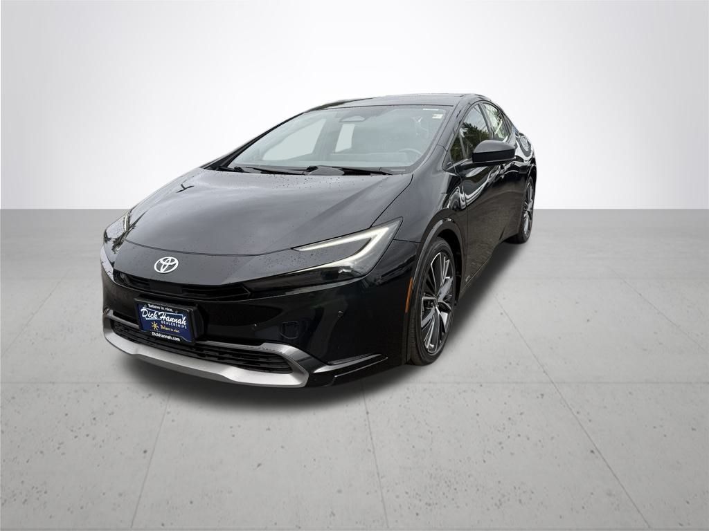 2023 Toyota Prius Limited photo 2