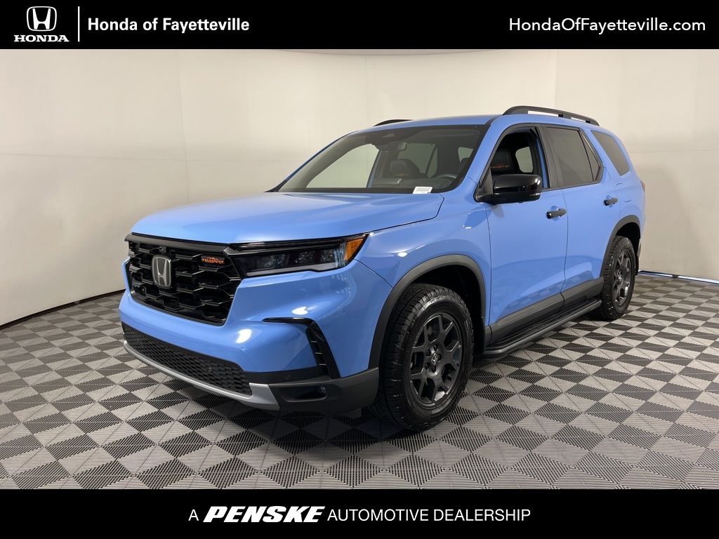 2023 Honda Pilot TrailSport -
                Fayetteville, AR