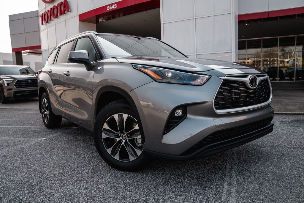 2026 Toyota Highlander XLE AWD