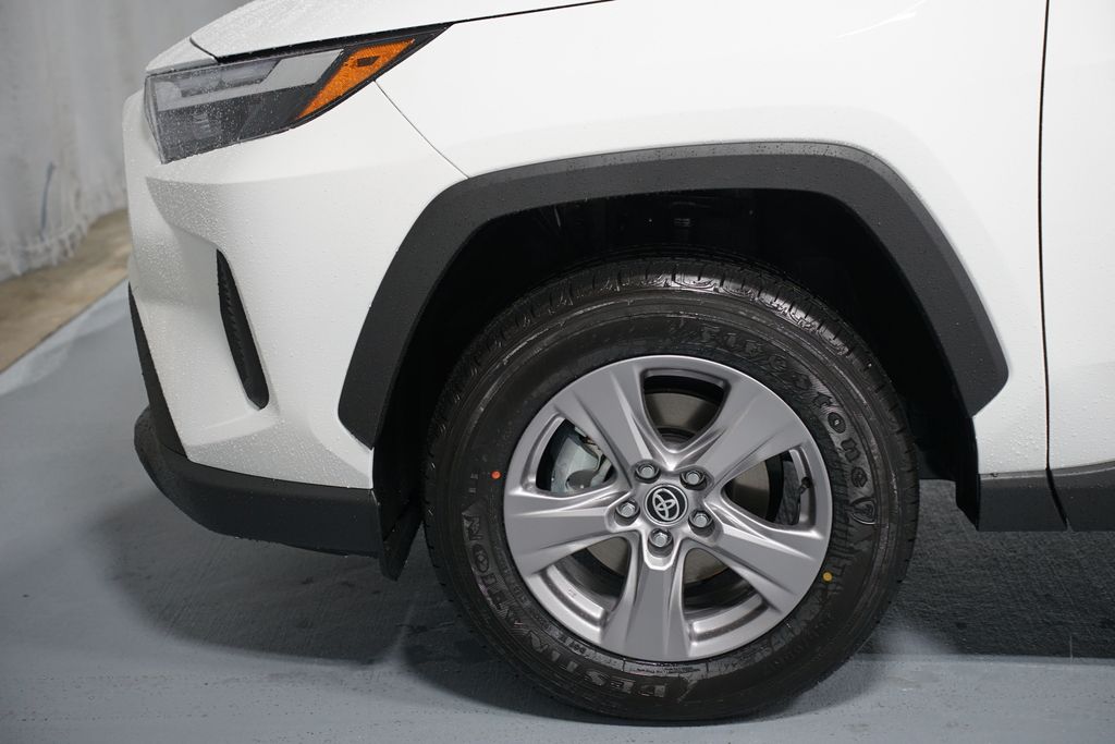 Thumbnail: 2025 Toyota RAV4 - 5