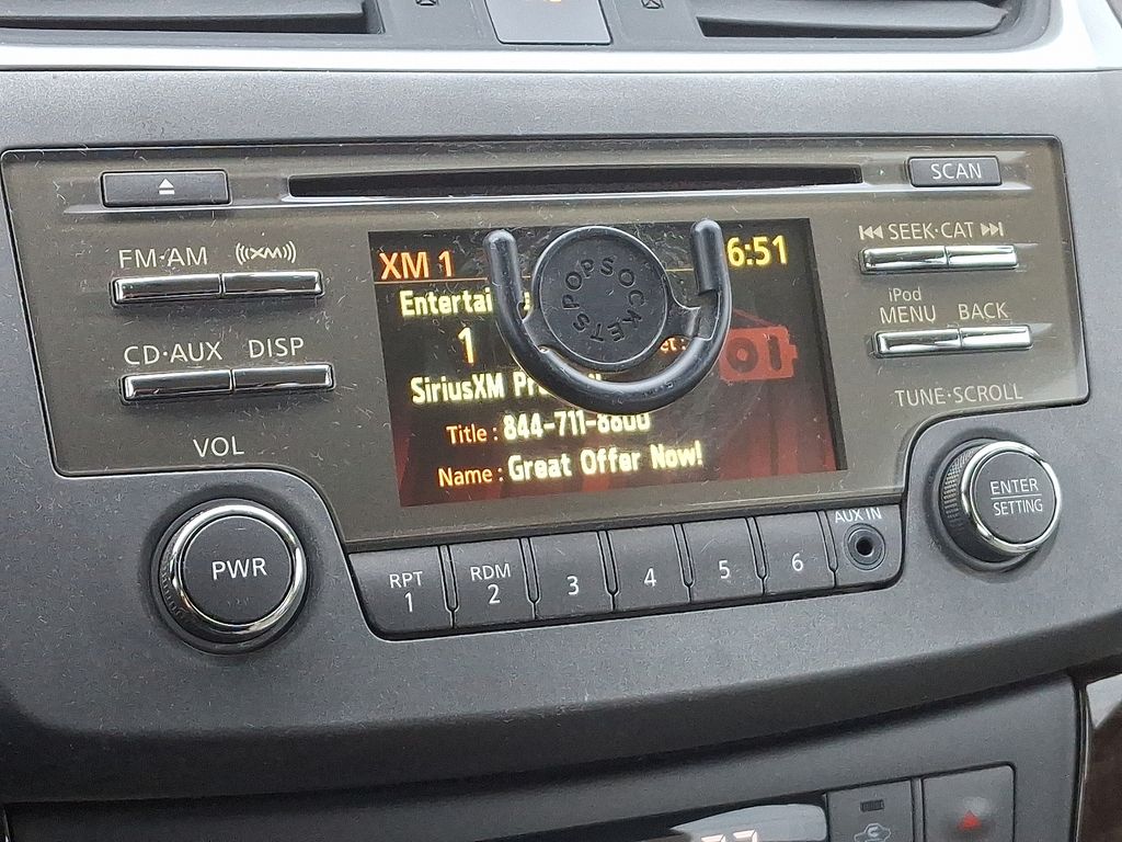 Thumbnail: 2013 Nissan Sentra - 17