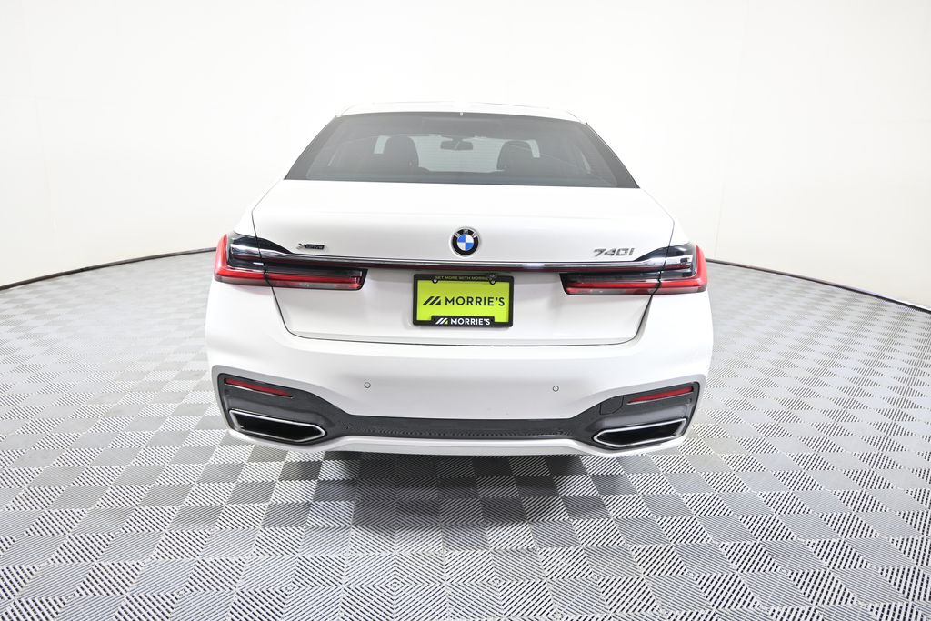 Used White Metallic 2022 BMW 7 Series 740i xDrive for Sale in