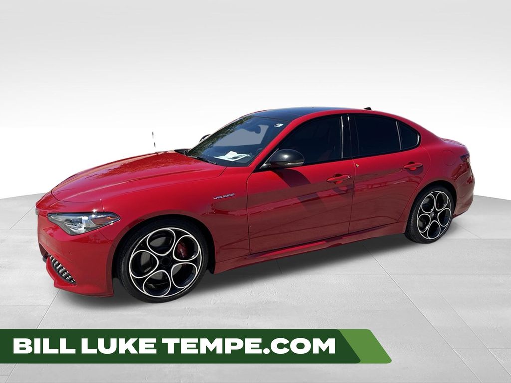  2023 Alfa Romeo Giulia Veloce RWD   