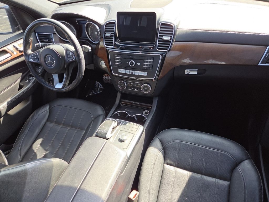 Used 2018 Black Mercedes-Benz GLS 450 image 30