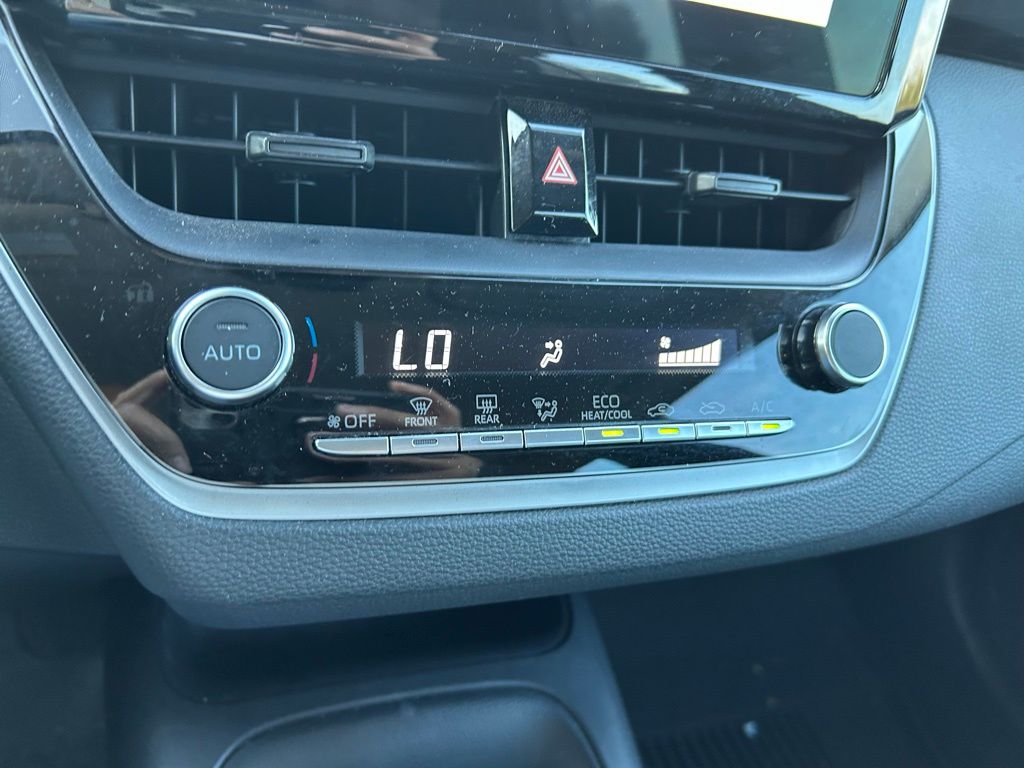 Thumbnail: 2024 Toyota Corolla - 25