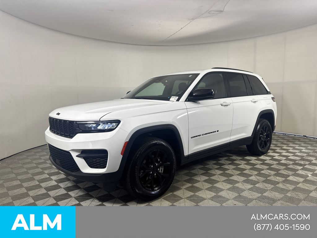 Bright White Clearcoat 2025 Jeep Grand Cherokee SUV / Crossover Four-Wheel Drive 8-Speed Automatic
