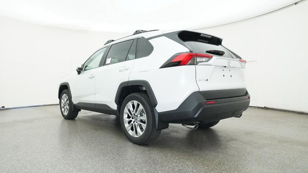 Thumbnail: 2025 Toyota RAV4 - 17