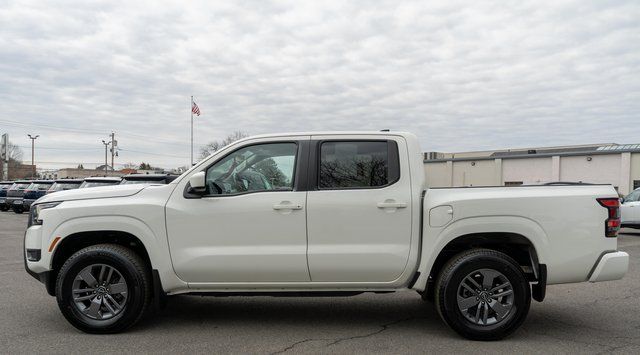 2025 Nissan Frontier SV - 8