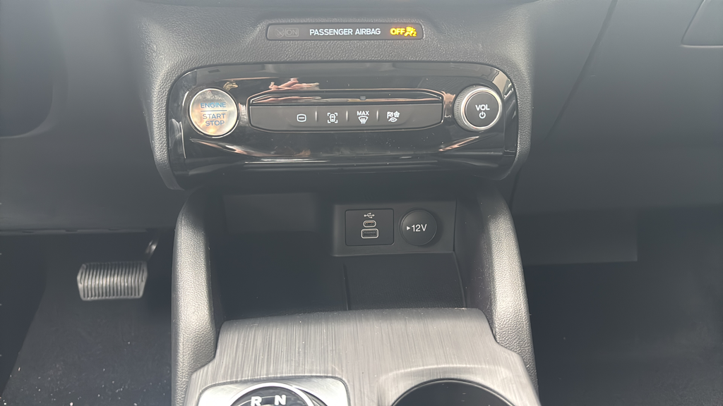 New 2026 Silver Ford Base image 20