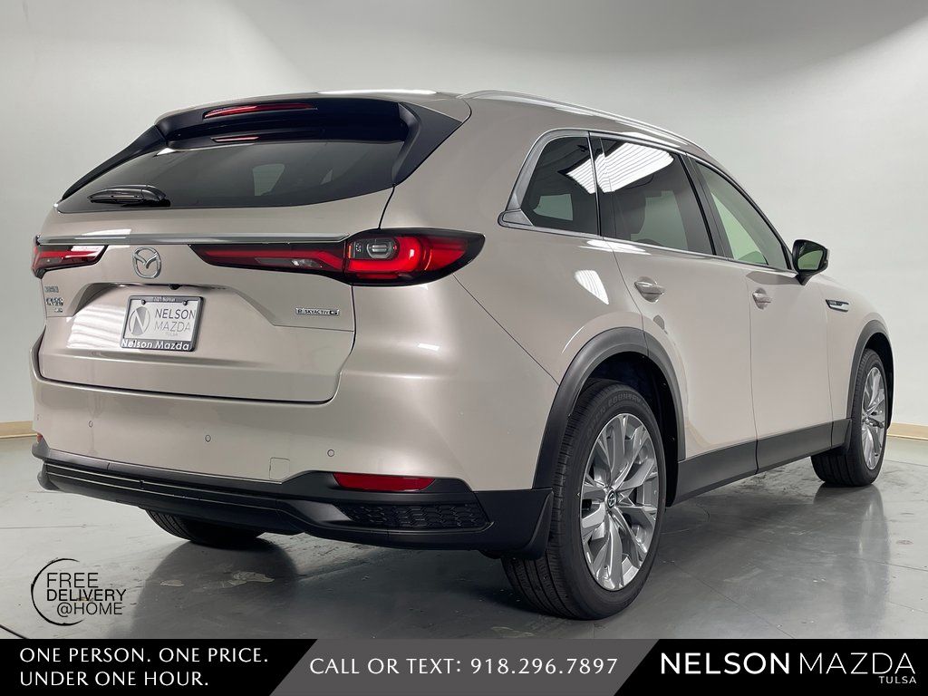 New 2026 Silver Mazda 3.3 Turbo Preferred image 6