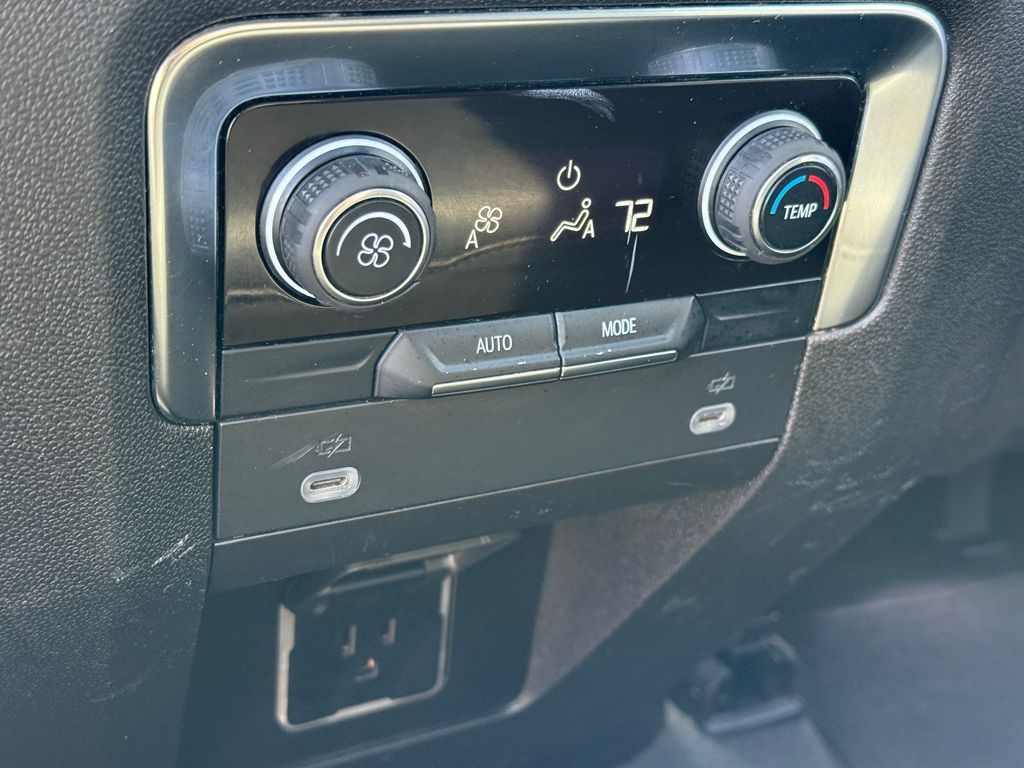 used 2023 Chevrolet Suburban car