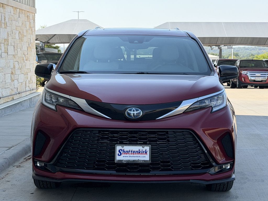 Used 2022 Toyota Sienna Van