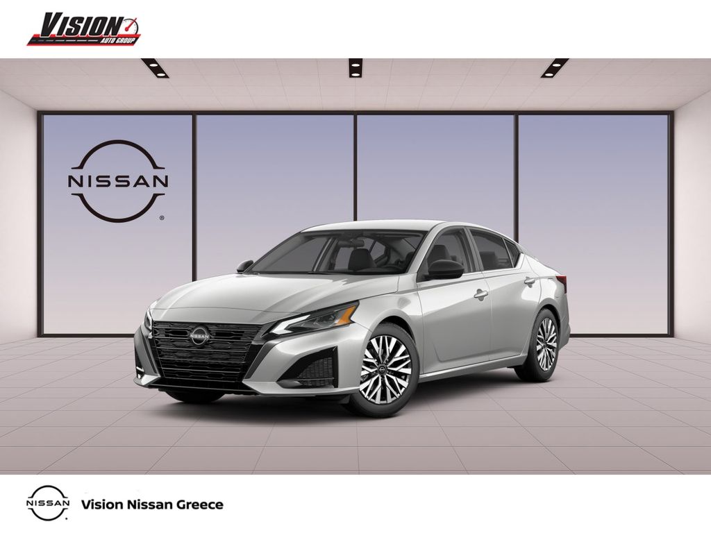 Brilliant Silver Metallic 2026 Nissan Altima Sedan Front-Wheel Drive Continuously Variable Transmission