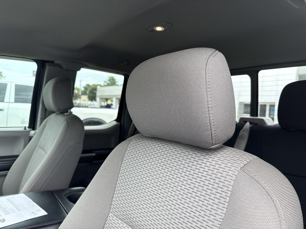 Used 2018 Black Ford XLT image 6