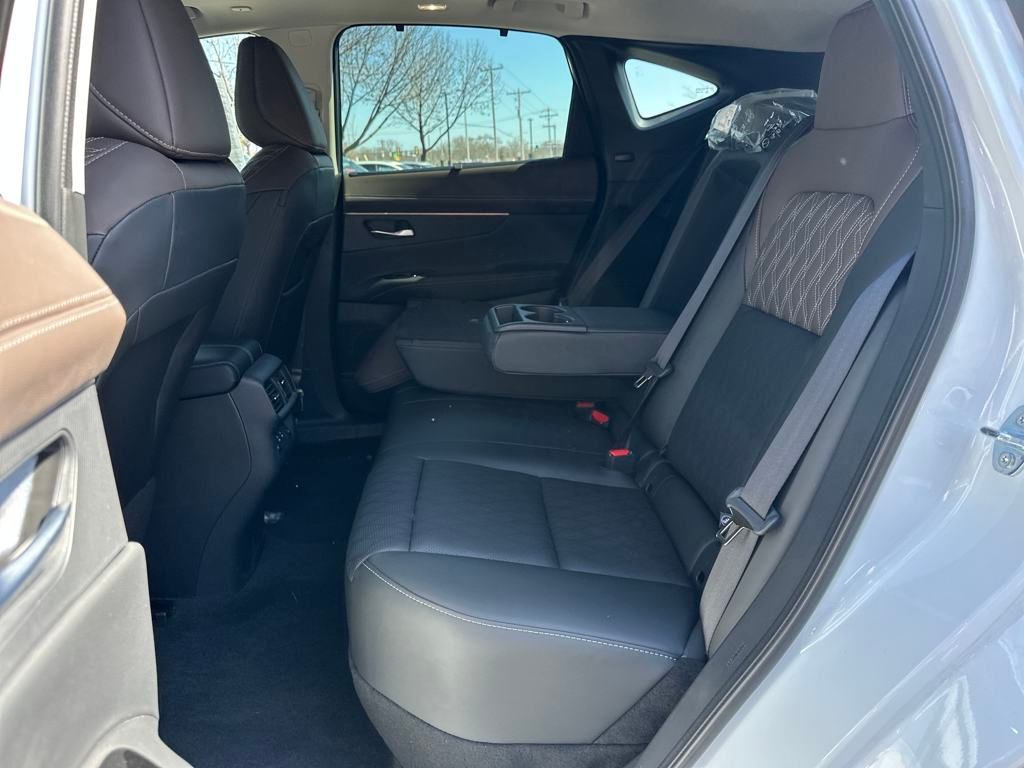 2025 Nissan Murano Platinum photo