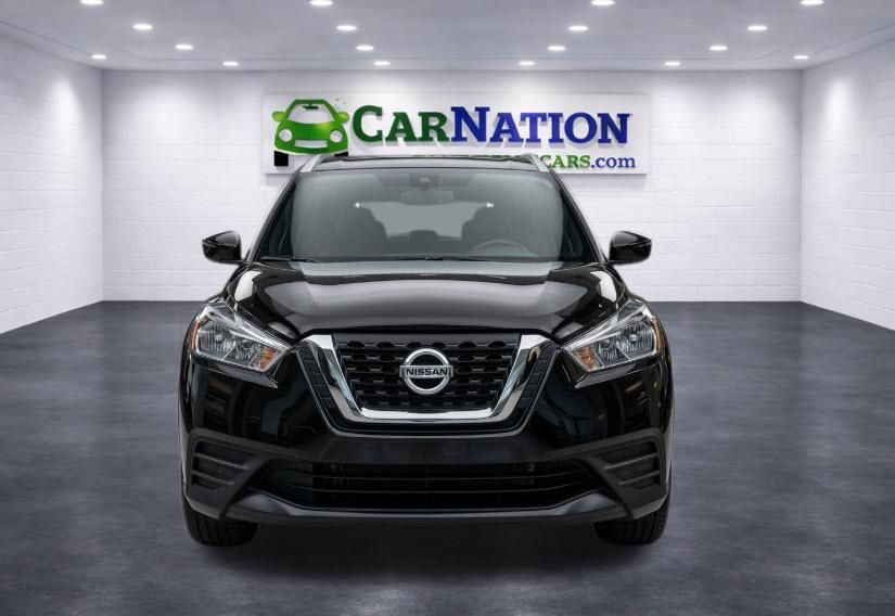 Photo 3 of 2020 Nissan Kicks SV