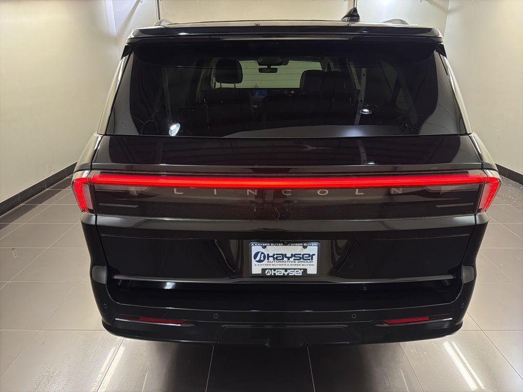 2025 Lincoln Navigator Reserve L - Photo 5