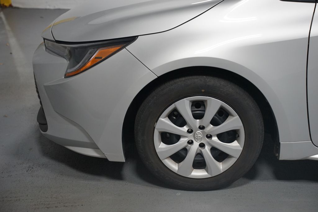 Thumbnail: 2023 Toyota Corolla - 5