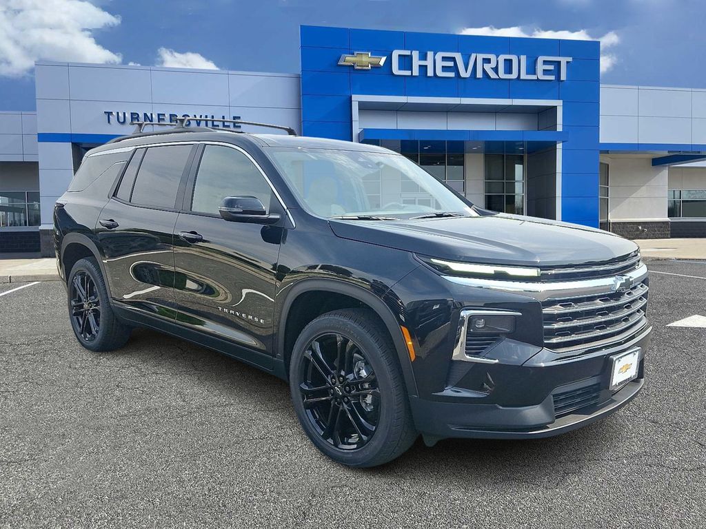 Thumbnail: 2026 Chevrolet Traverse - 2