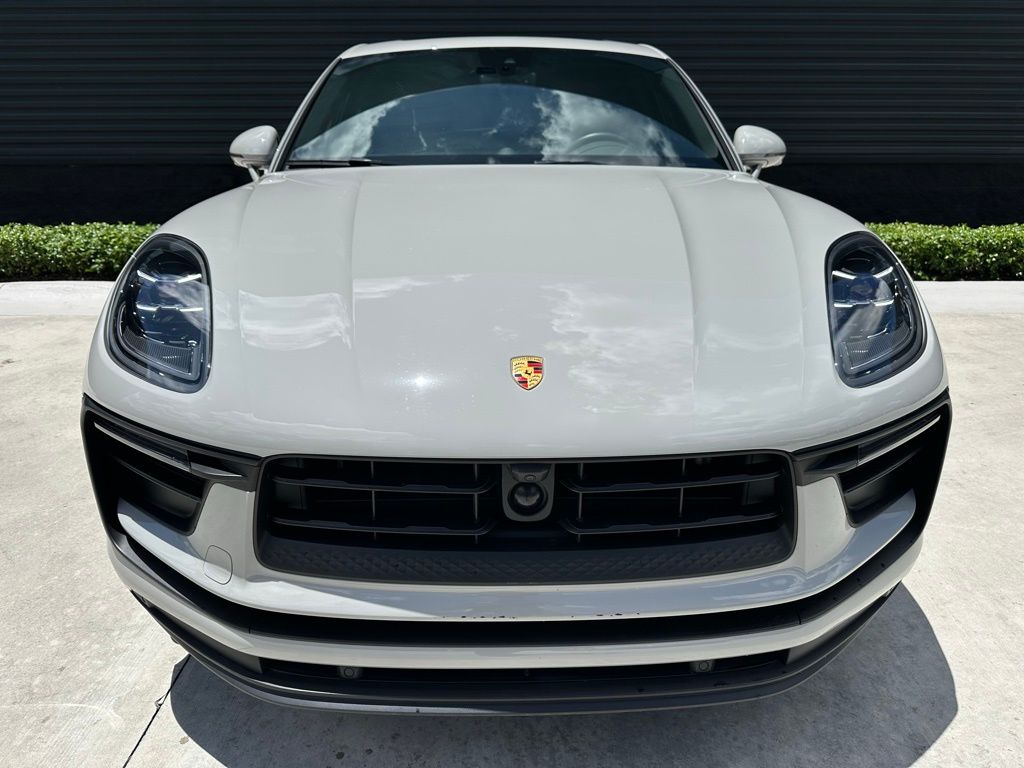 2024 Porsche Macan  7