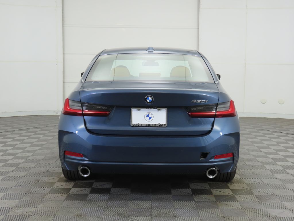 Thumbnail: 2026 BMW 3 Series - 6