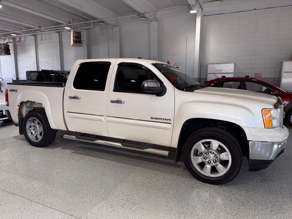 2011 GMC Sierra 1500 SLE Crew Cab 4WD