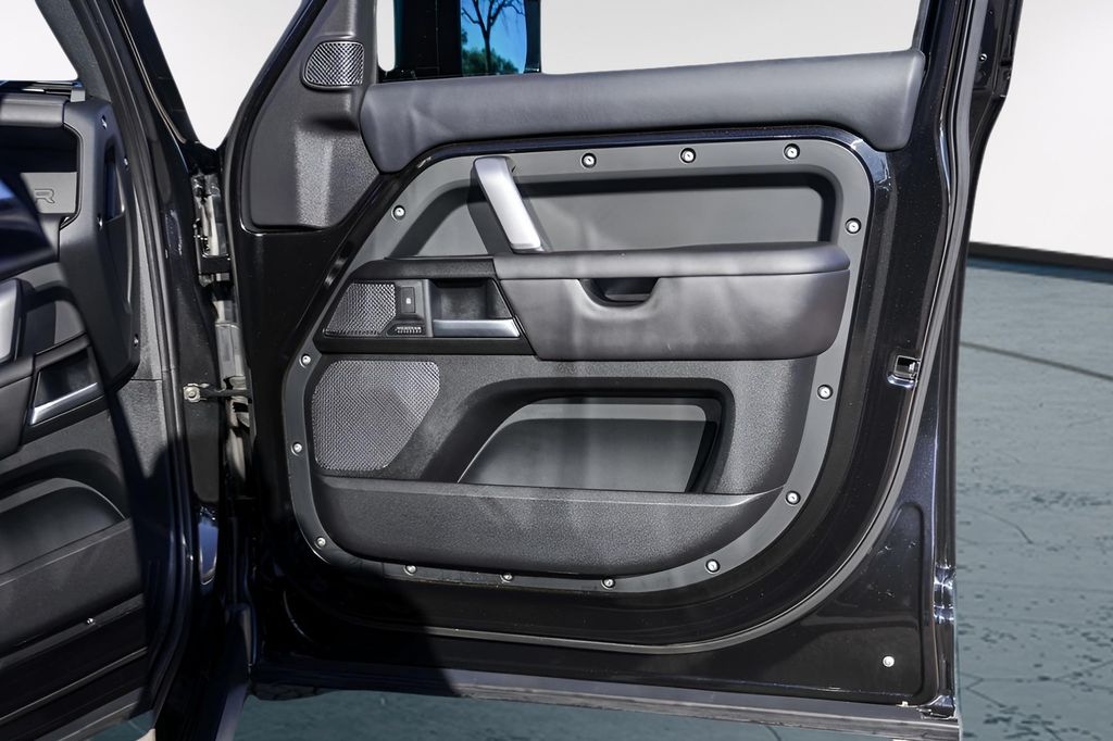 Used Car 2023 Land Rover Defender 110  V8 For Sale Under $80,000 In Austin, Texas