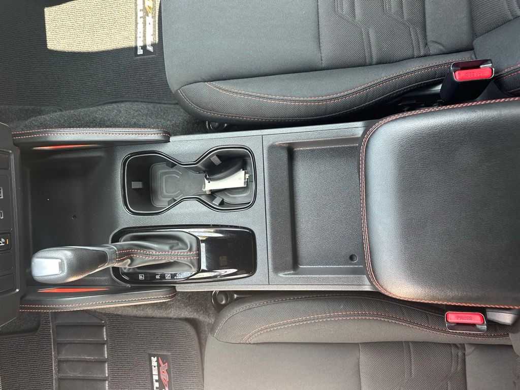 Used 2025 Nissan Frontier Truck